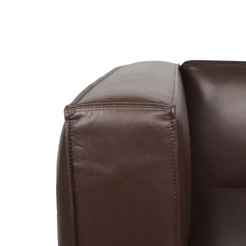 Fauteuil club contemporain en similicuir, style smoking avec pieds en bois de bouleau