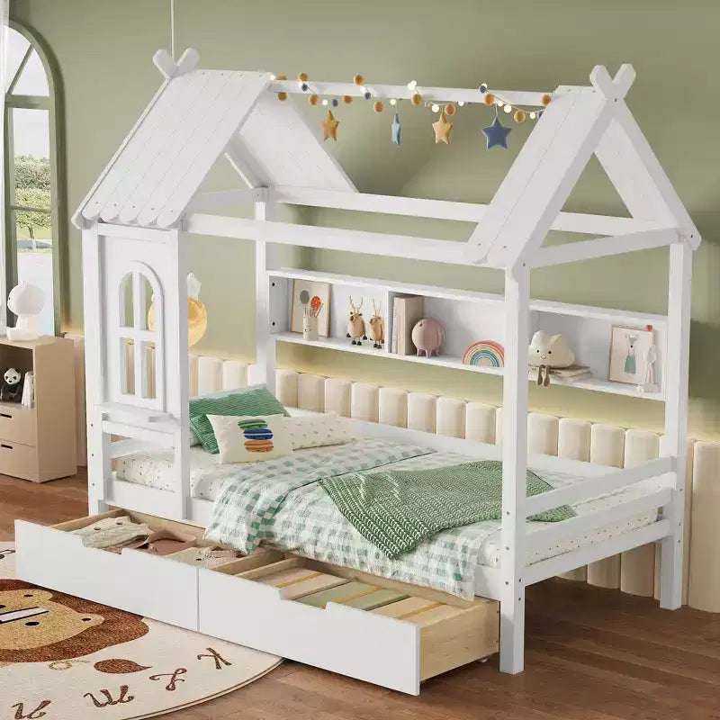 Lit cabane avec tiroirs de rangement et fenêtre, cadre en bois massif avec étagères, design amusant et enfantin, blanc clair